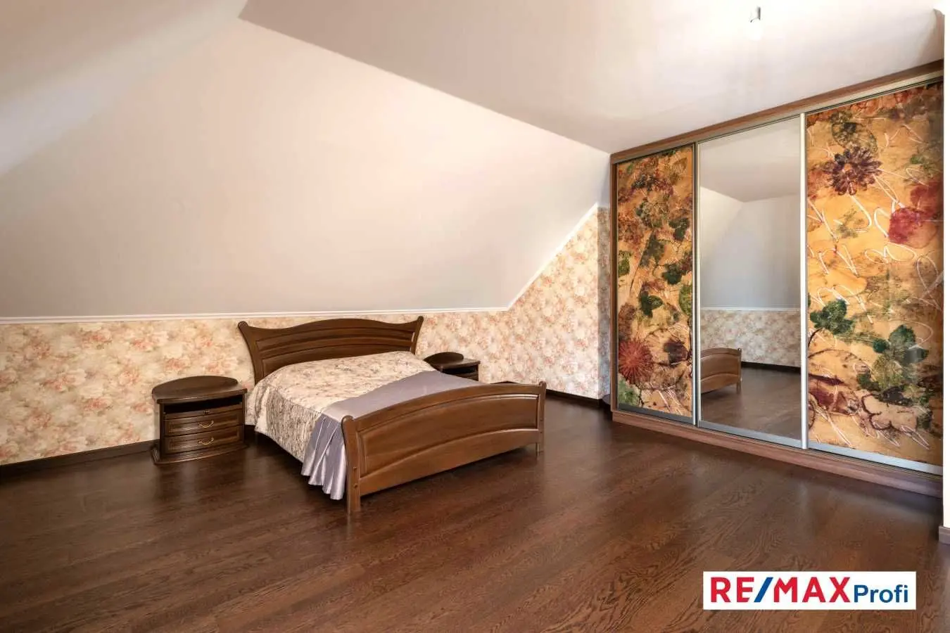 Фото Продаю дом, 260 кв. м, Хотов, цена: 450000 USD, код 7035