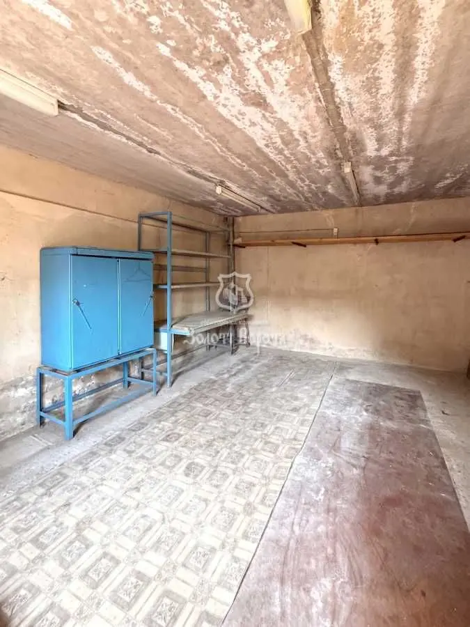 Фото Продаю парковочное место, гараж, 47.3 кв. м, Полковая ул.  Киев, цена: 15000 USD, код 7037