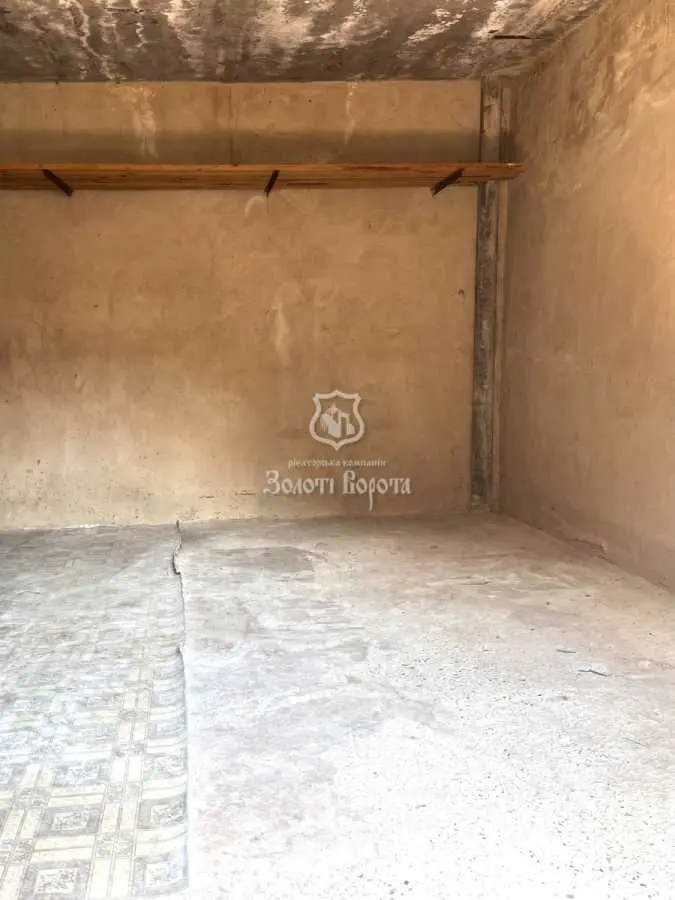 Фото Продаю парковочное место, гараж, 47.3 кв. м, Полковая ул.  Киев, цена: 15000 USD, код 7037