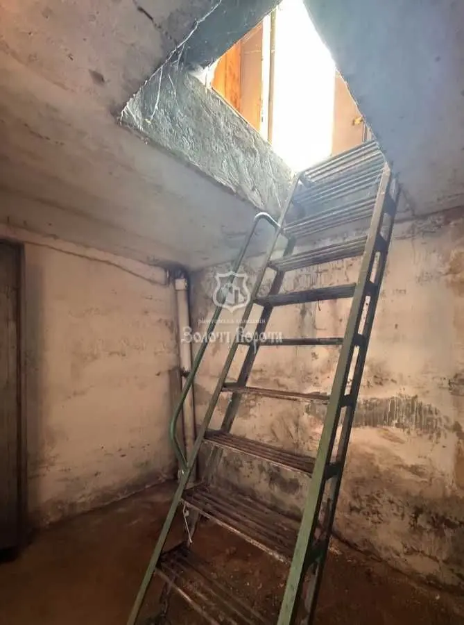 Фото Продаю парковочное место, гараж, 47.3 кв. м, Полковая ул.  Киев, цена: 15000 USD, код 7037
