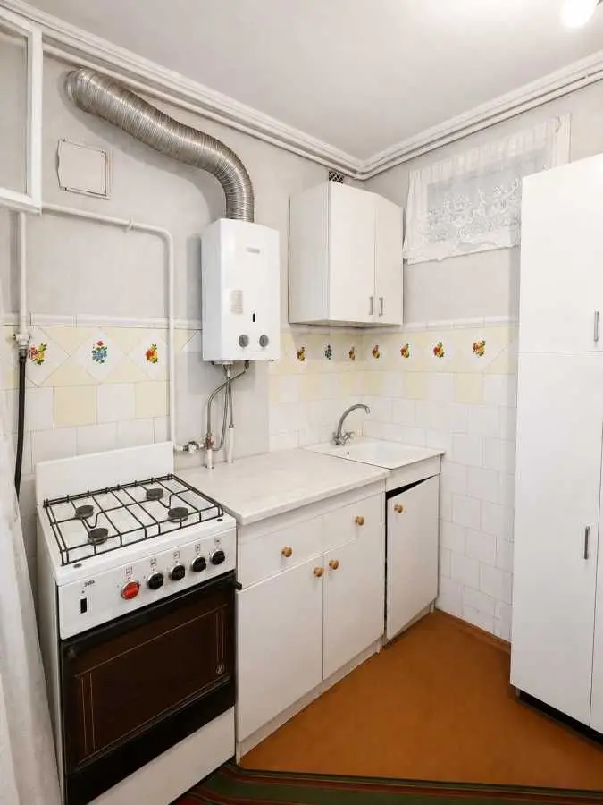 Фото Продаю 2 кімнатну квартиру, 47.7 кв. м, Чернігів, ціна: 42000 USD, код 7040