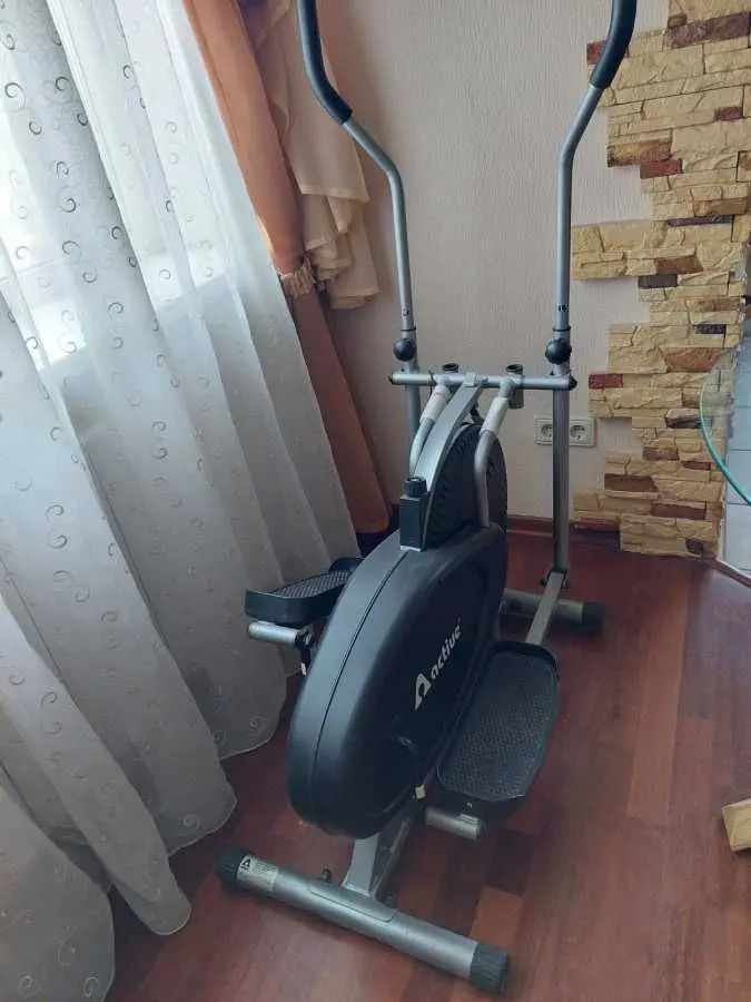 Фото Зняти 2 кімнатну квартиру, Миколи Амосова вул.  Київ в довгострокову оренду, ціна: 23000 UAH, код 7042