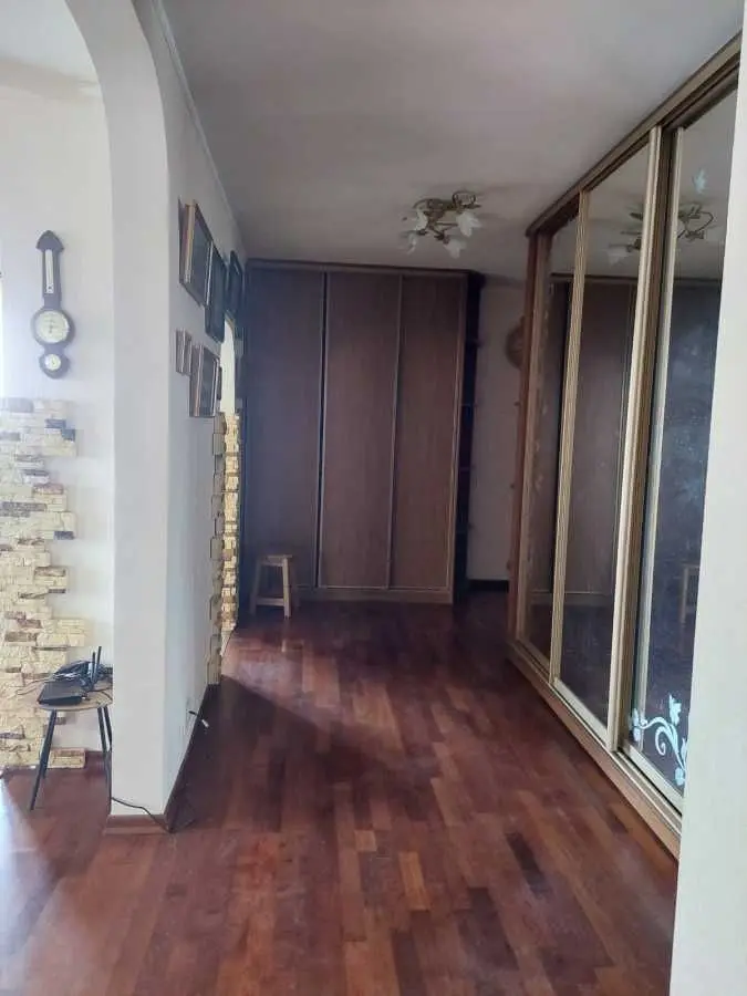 Фото Зняти 2 кімнатну квартиру, Миколи Амосова вул.  Київ в довгострокову оренду, ціна: 23000 UAH, код 7042