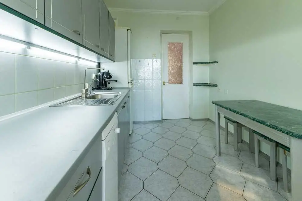 Фото Зняти 3 кімнатну квартиру, Старонаводницька вул. 4 Київ в довгострокову оренду, ціна: 700 USD, код 7044