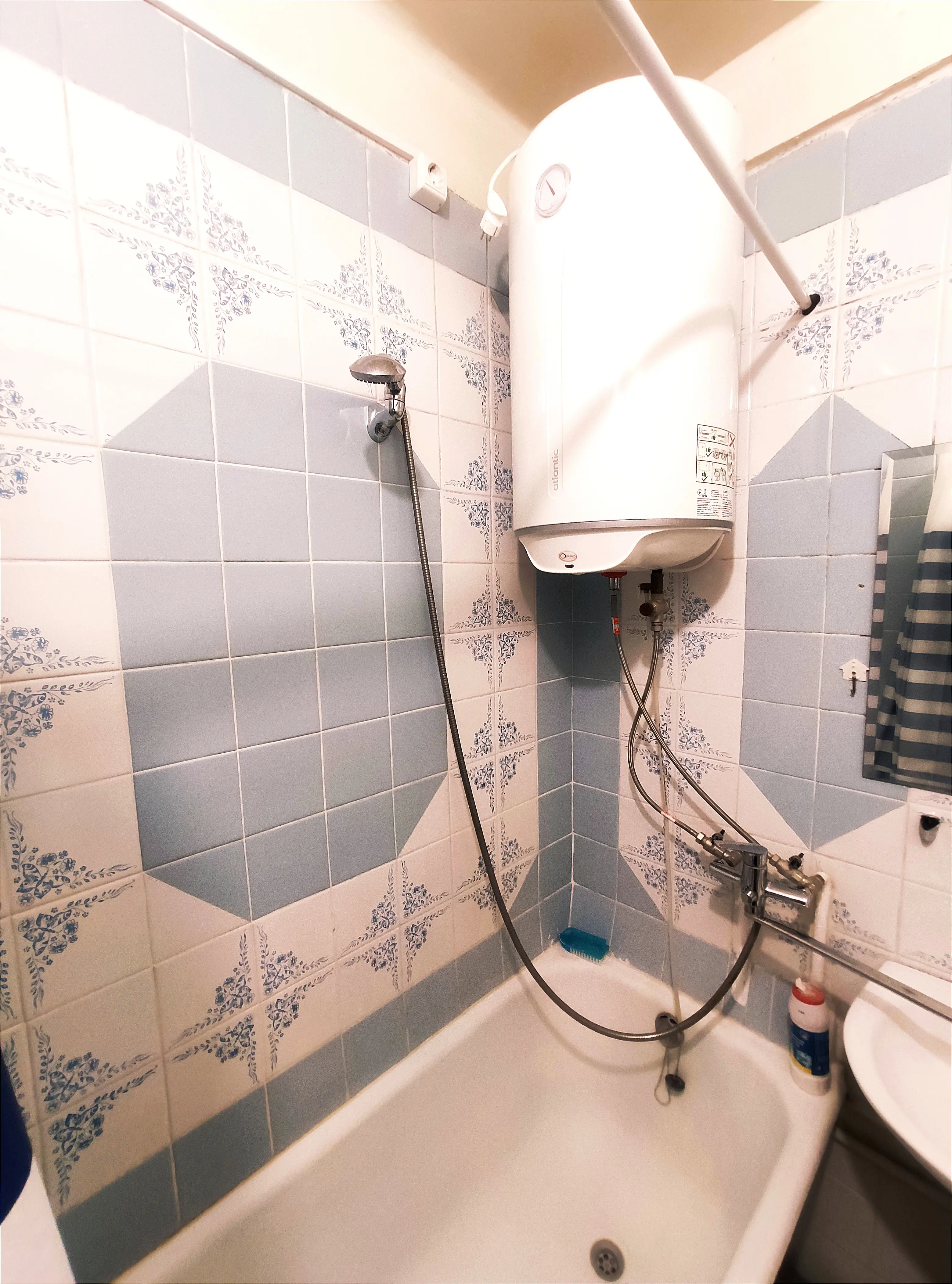 Фото Selling a 2-room apartment, 53 sq.m., Entuziastiv Street 11/1 Kyiv, price: 70000 $, code 6416