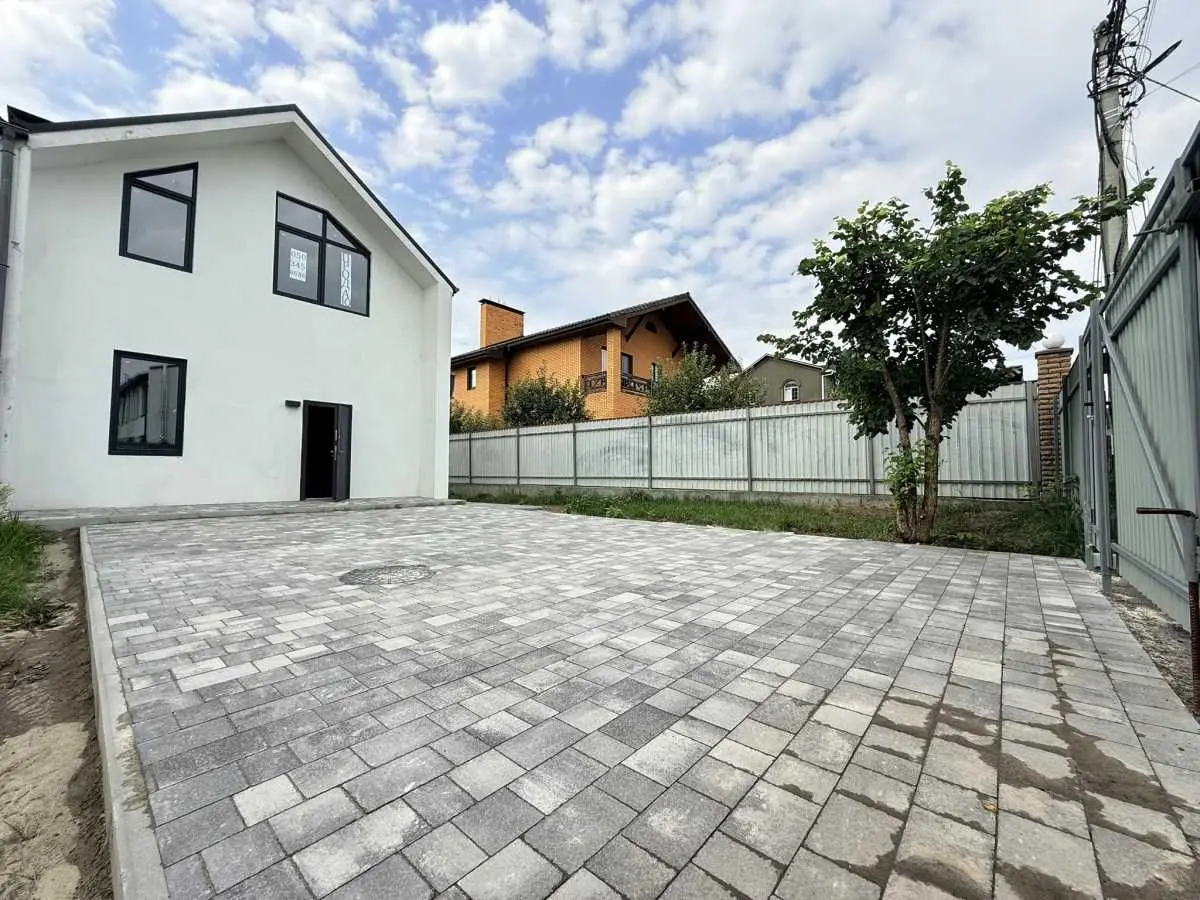 Фото Продаю дом, 137 кв. м, Молодёжная ул.  Хотов, цена: 92500 USD, код 7048
