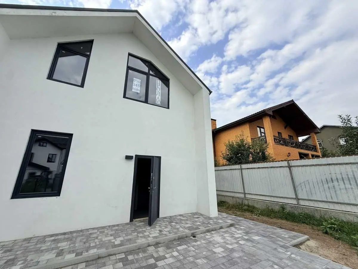 Фото Продаю дом, 137 кв. м, Молодёжная ул.  Хотов, цена: 92500 USD, код 7048