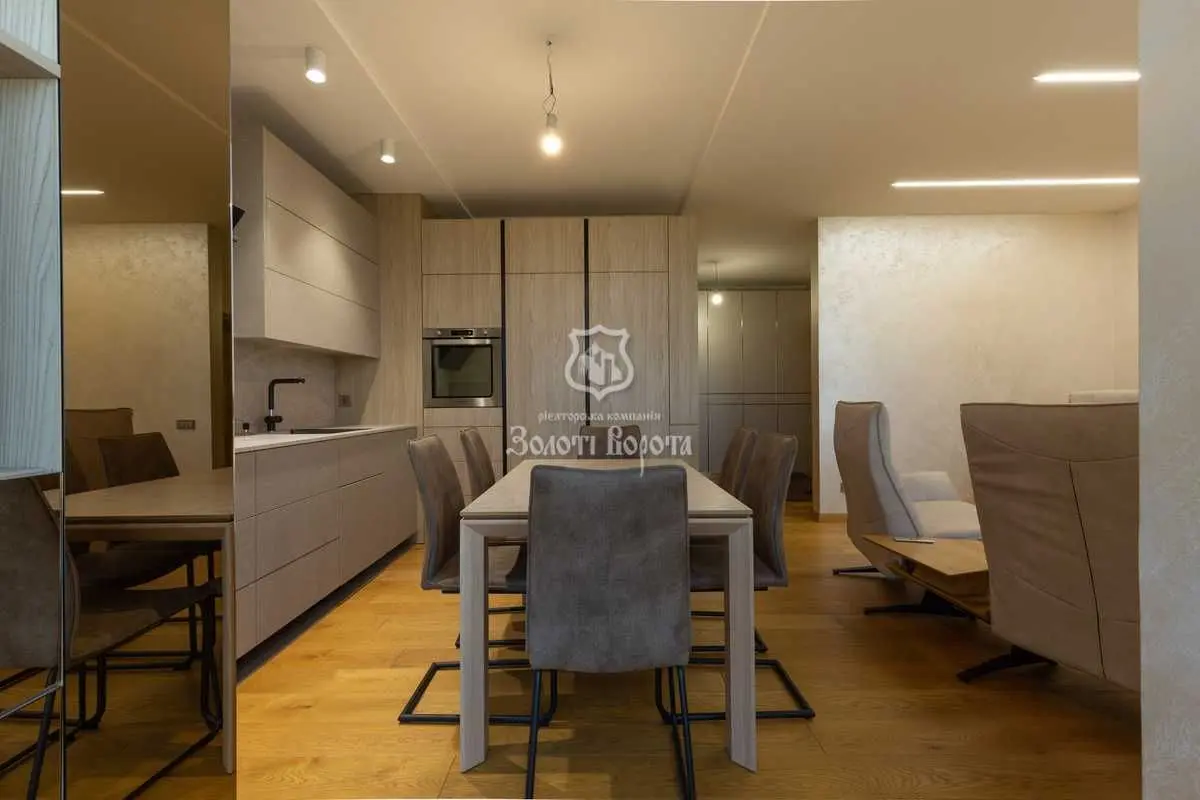 Фото Selling a 4-room apartment, 139 sq.m., Heroyiv Nebesnoyi Sotni Avenue 18/1 Sofiivska Borschahivka, price: 275000 USD, code 7050