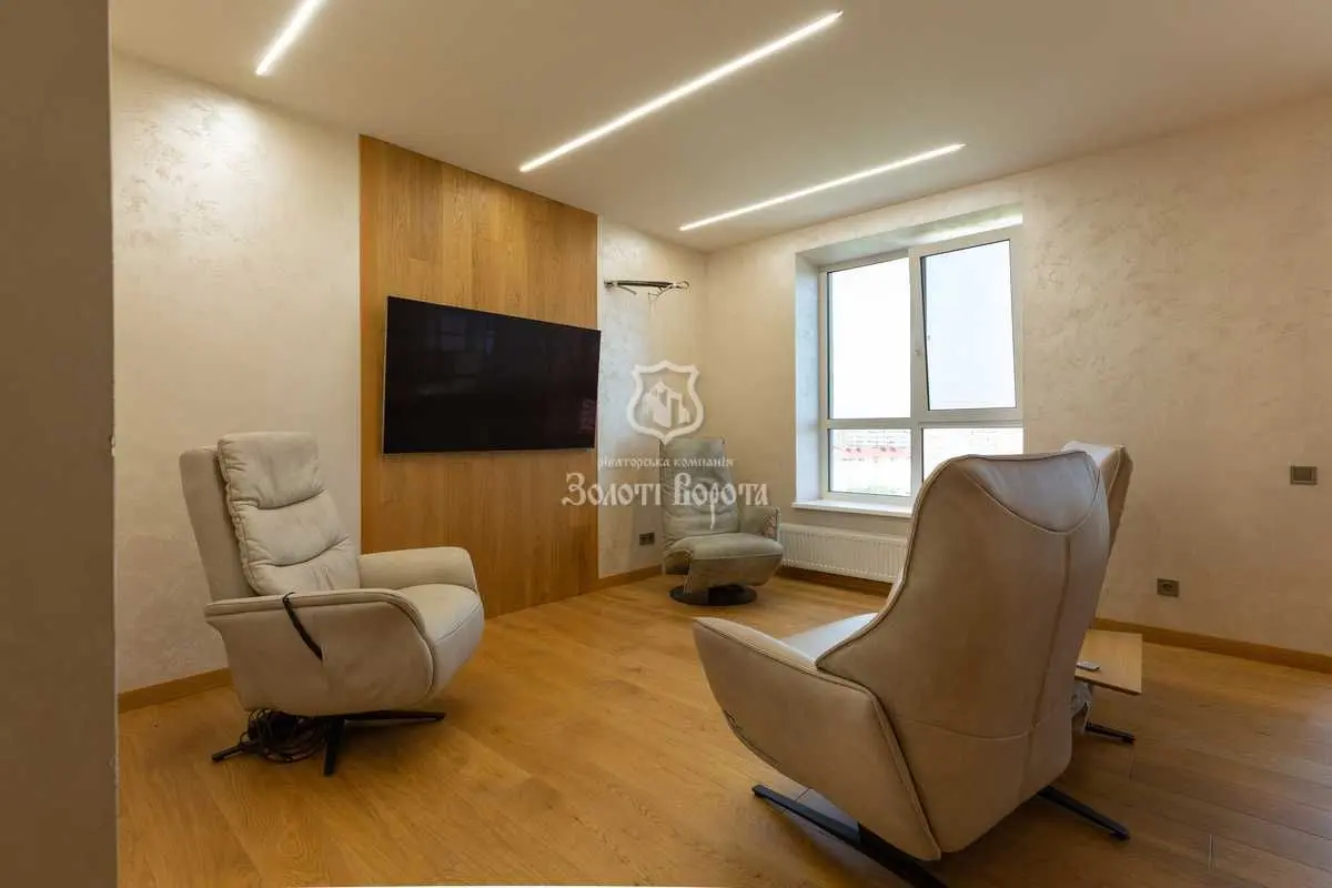 Фото Selling a 4-room apartment, 139 sq.m., Heroyiv Nebesnoyi Sotni Avenue 18/1 Sofiivska Borschahivka, price: 275000 USD, code 7050