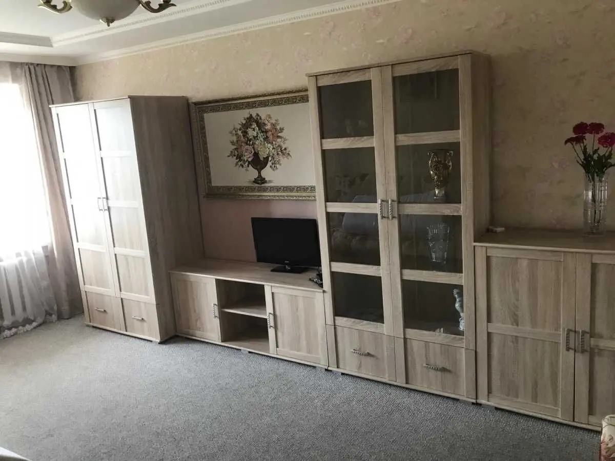 Фото Зняти 1 кімнатну квартиру, Жилянська вул. 72 Київ в довгострокову оренду, ціна: 17000 UAH, код 7053