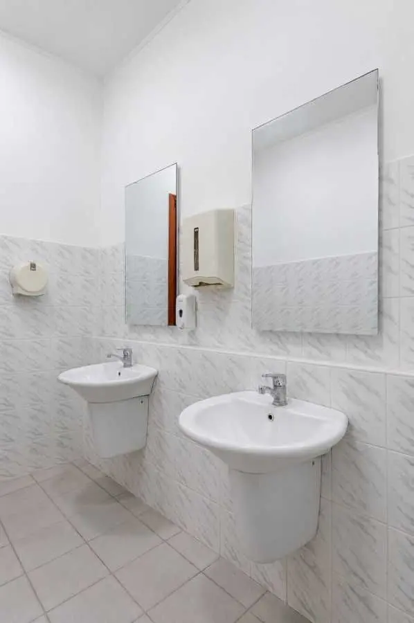 Фото Продаю офіс, 927 кв. м, Євгена Коновальця вул. (Щорса) 36б Київ, ціна: 1800000 USD, код 7055