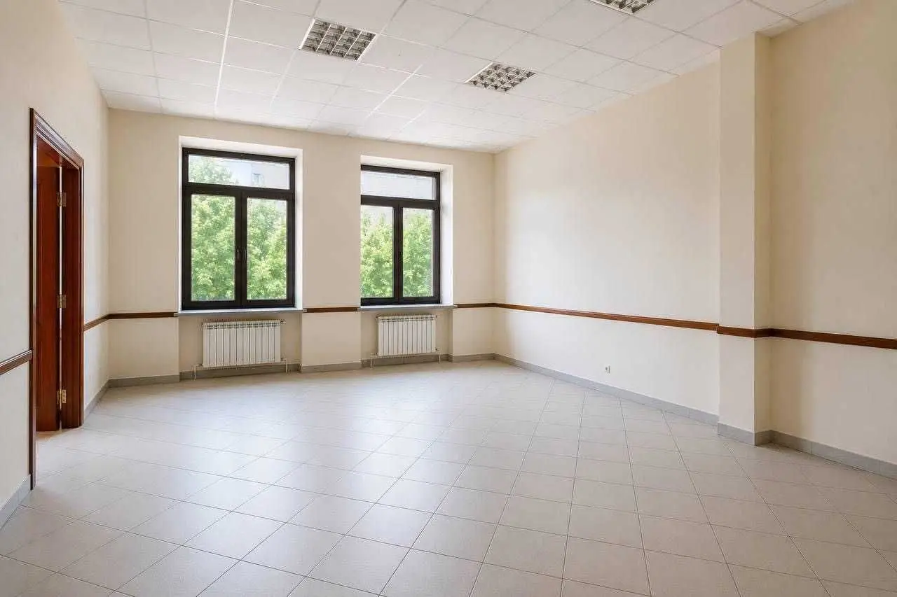Фото Продаю офіс, 927 кв. м, Євгена Коновальця вул. (Щорса) 36б Київ, ціна: 1800000 USD, код 7055