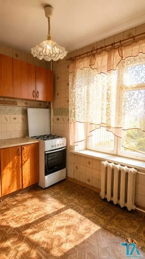 Фото Продаю 1 кімнатну квартиру, 32 кв. м, Любомира Гузара просп. (Космонавта Комарова)  Київ, ціна: 16000 USD, код 7056