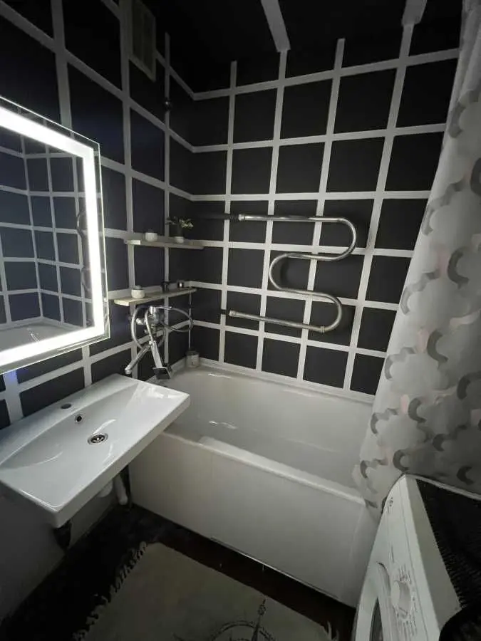 Фото Selling a 1-room apartment, 30 sq.m., Slavy street  Knyazhychi, price: 27000 USD, code 7058