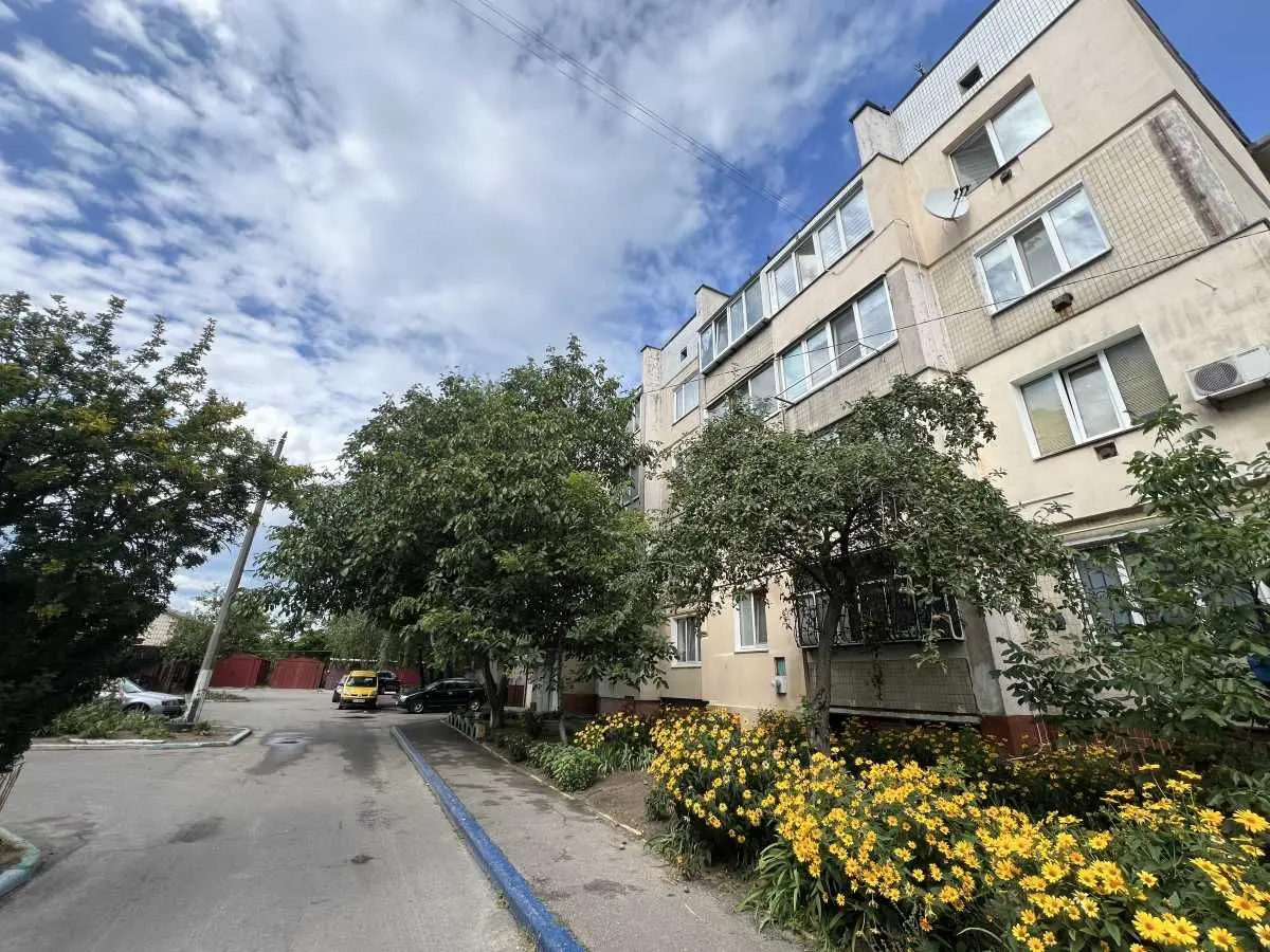 Фото Selling a 1-room apartment, 30 sq.m., Slavy street  Knyazhychi, price: 27000 USD, code 7058