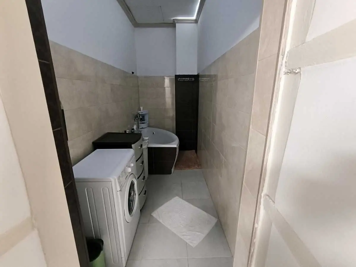 Фото Selling a 3-room apartment, 125.6 sq.m., Odesa, price: 103000 USD, code 7059