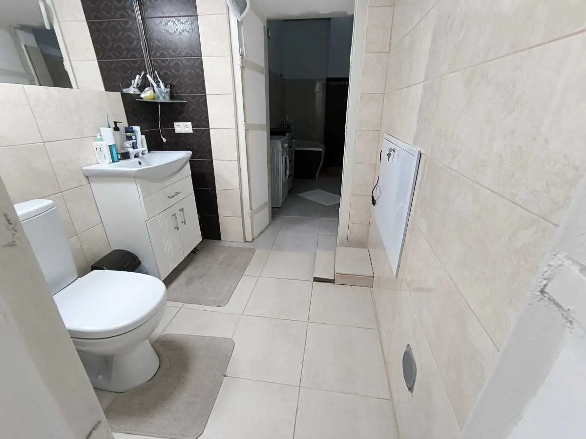 Фото Selling a 3-room apartment, 125.6 sq.m., Odesa, price: 103000 USD, code 7059