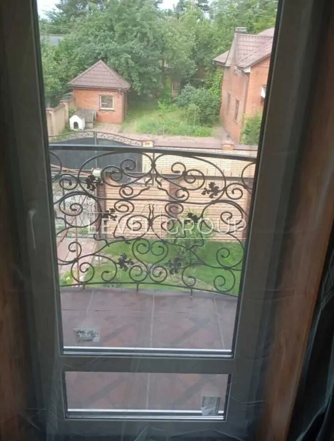 Фото Продаю дом, 108 кв. м, Берковецкая ул.  Киев, цена: 185000 USD, код 7061