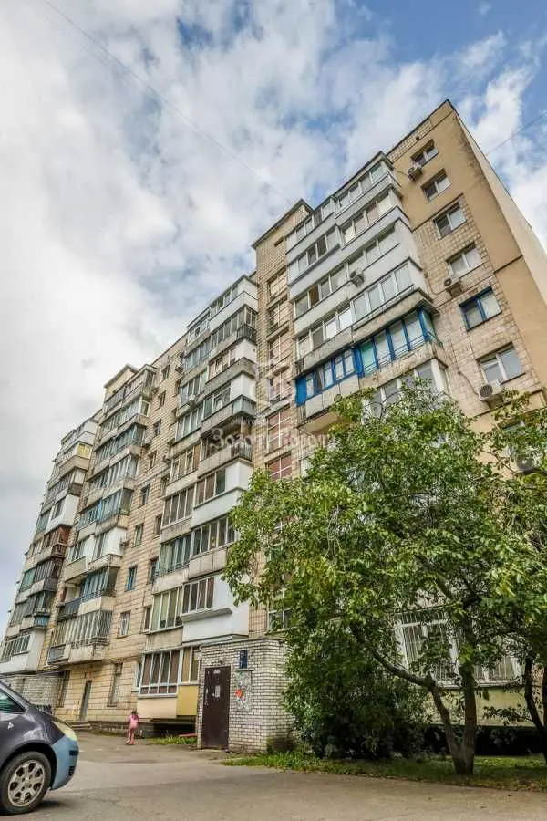 Фото Продаю 3 кімнатну квартиру, 67 кв. м, Галицька вул. 6 Київ, ціна: 50000 USD, код 7065