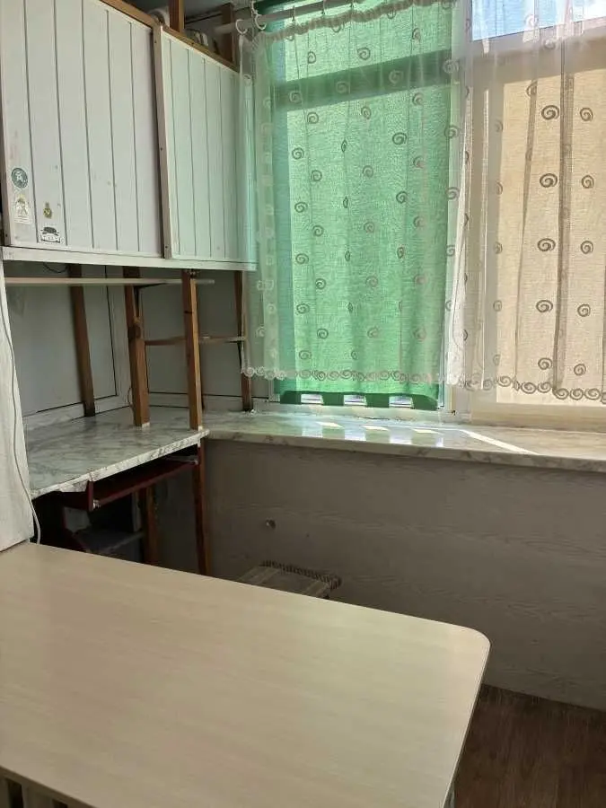 Фото Снять 1-комнатную квартиру, Зодчих ул. 18в Киев в долгосрочную аренду, цена: 300 EUR, код 7074