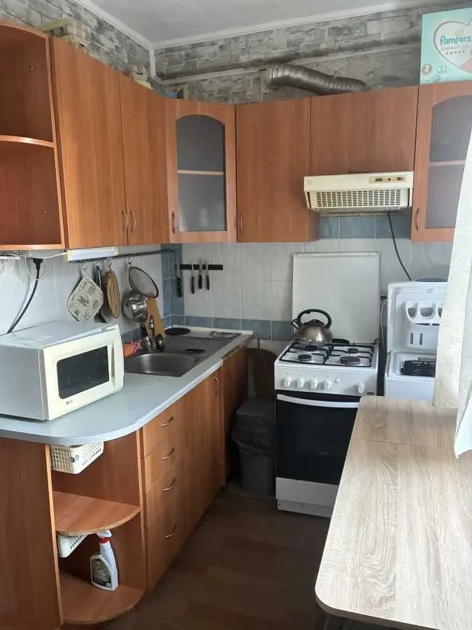 Фото Снять 1-комнатную квартиру, Зодчих ул. 18в Киев в долгосрочную аренду, цена: 300 EUR, код 7074