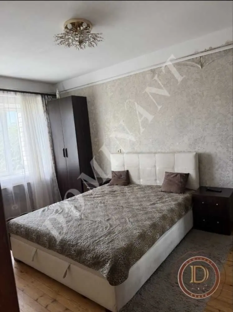 Фото Продаю 3 кімнатну квартиру, 62 кв. м, Перемоги вул. 42 Запоріжжя, ціна: 24500 USD, код 7080