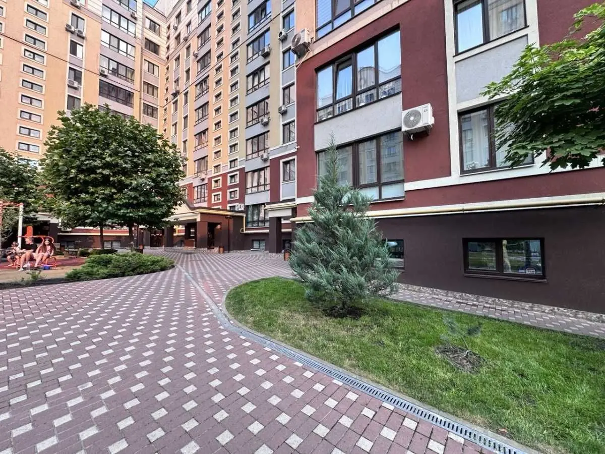 Фото Продаю 1-комнатную квартиру, 40.6 кв. м, Минеральная ул.  Ирпень, цена: 77000 USD, код 7083