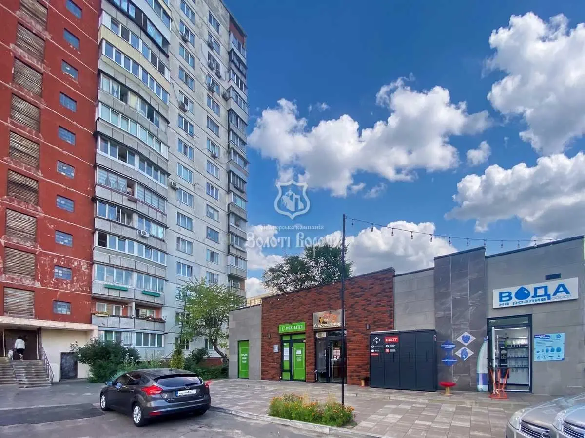 Фото Продаю 1-комнатную квартиру, 34.1 кв. м, Булгакова ул. 15а Киев, цена: 42000 USD, код 7084