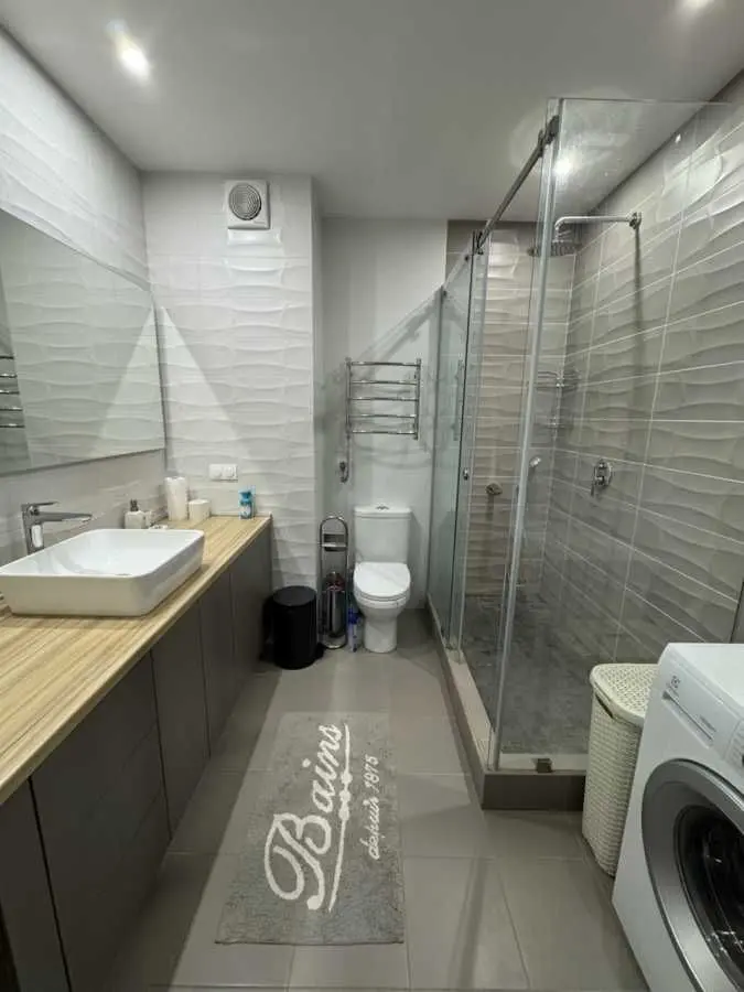 Фото Продаю 1 кімнатну квартиру, 60 кв. м, Володимира Наумовича вул. (Антонова-Овсієнка) 6 Київ, ціна: 93000 USD, код 7087