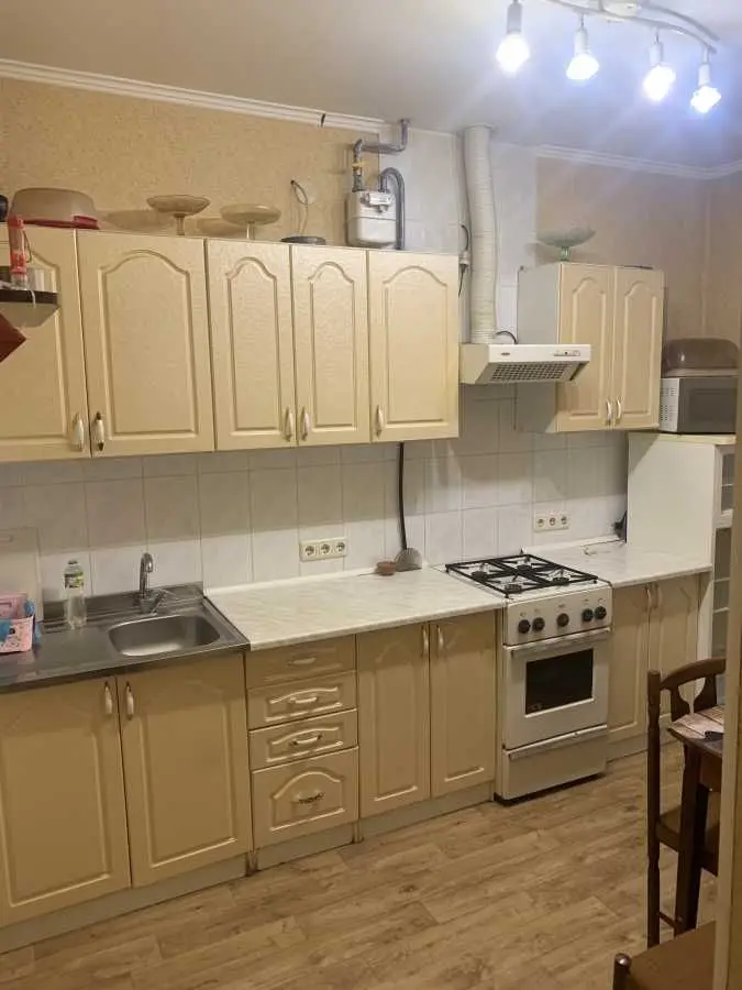 Фото Зняти 2 кімнатну квартиру, Космонавта Волкова вул. 9 Дніпро в довгострокову оренду, ціна: 13000 UAH, код 7089