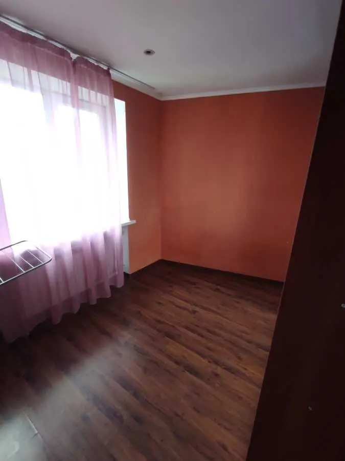 Фото Продаю 3 кімнатну квартиру, 73 кв. м, Олександра Поля просп. (Кірова)  Дніпро, ціна: 65500 USD, код 7091