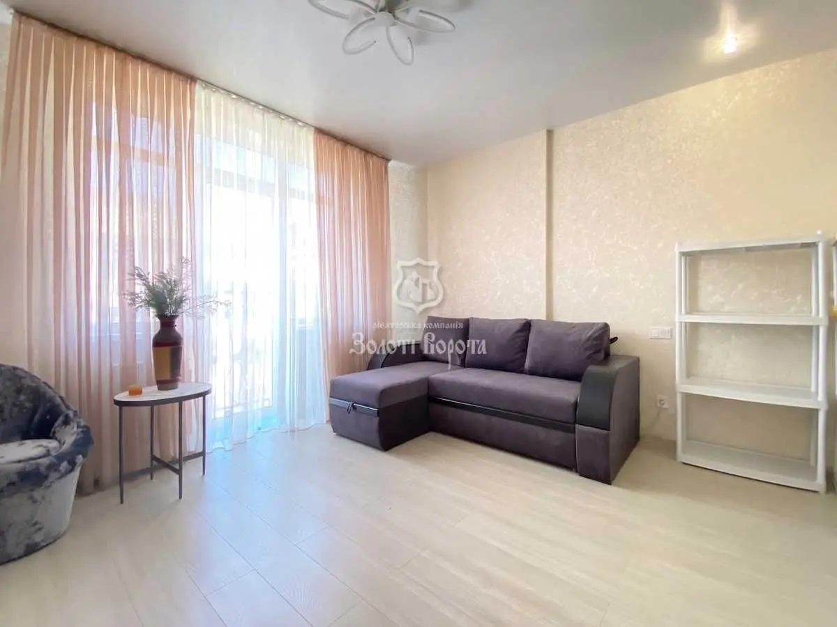 Фото Продаю 2 кімнатну квартиру, 64.7 кв. м, Західна вул. 10 Ірпінь, ціна: 98000 USD, код 7093