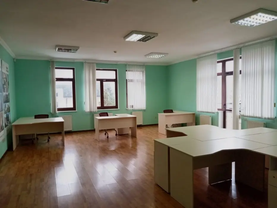 Фото Rent an office, Pavla Zahrebelnoho Street (Mykoly Raievskoho Street)  Kyiv for long-term rent, price: 9000 $, code 7101