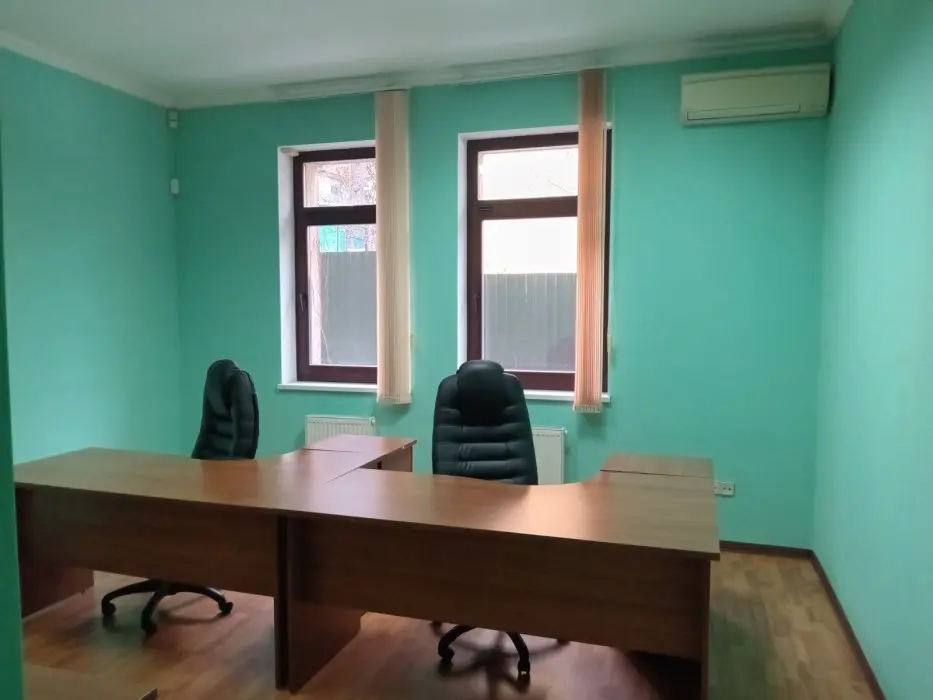 Фото Rent an office, Pavla Zahrebelnoho Street (Mykoly Raievskoho Street)  Kyiv for long-term rent, price: 9000 $, code 7101