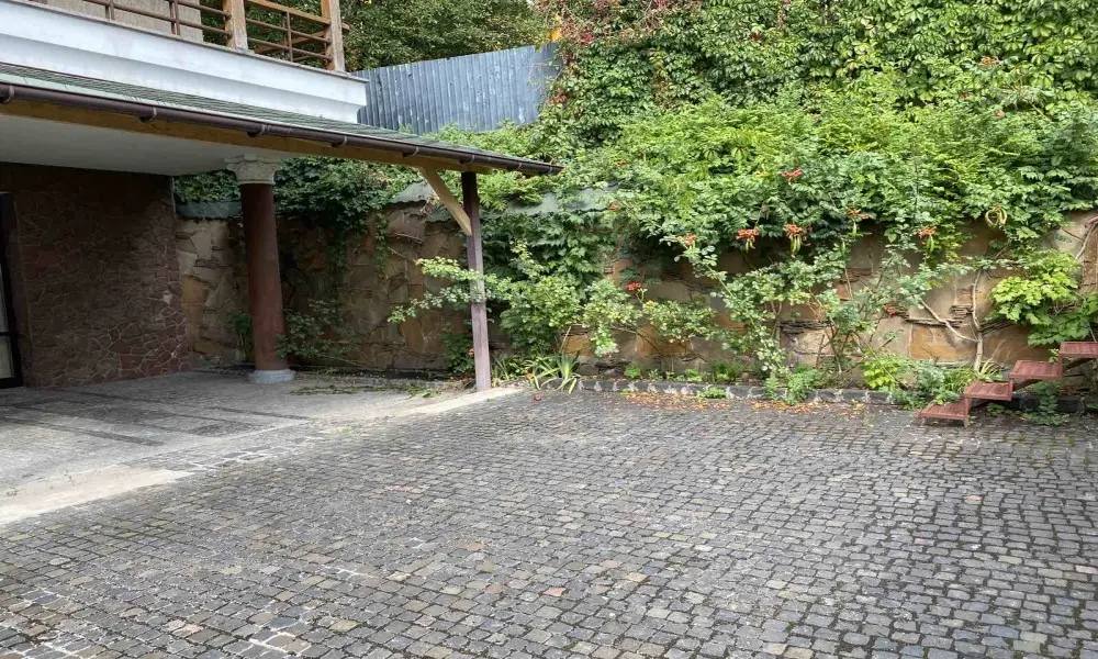 Фото Rent an office, Pavla Zahrebelnoho Street (Mykoly Raievskoho Street)  Kyiv for long-term rent, price: 9000 $, code 7101