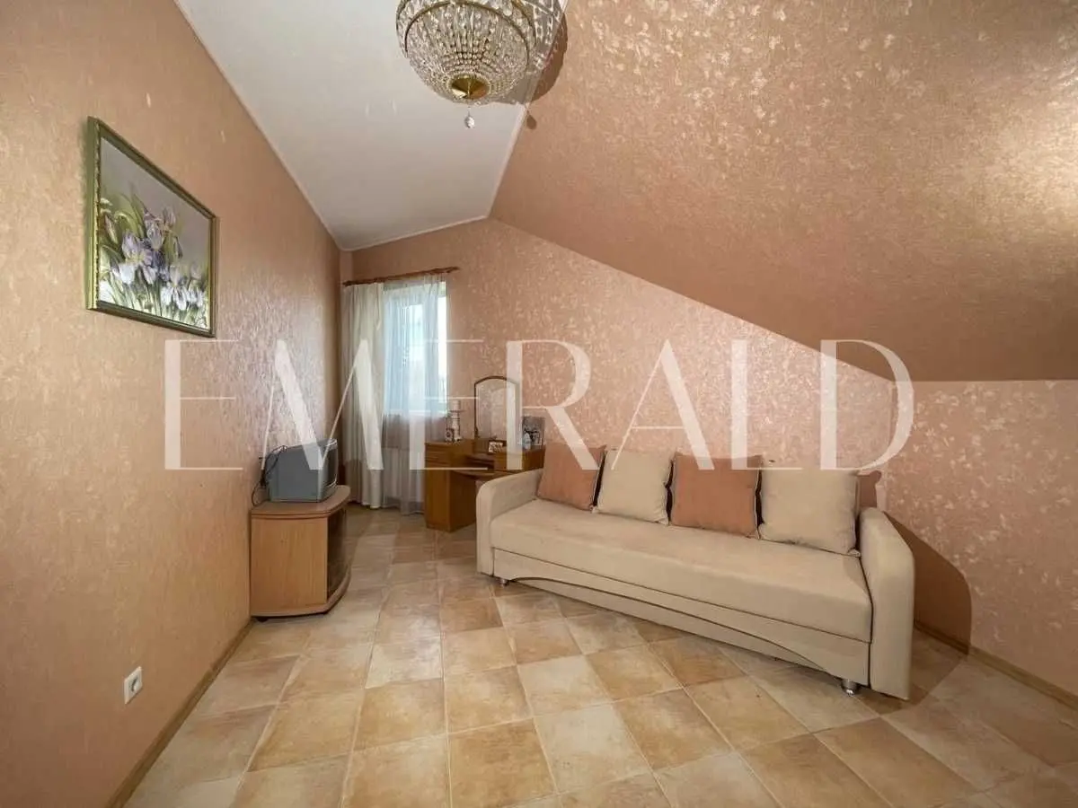 Фото Selling a house, 218.1 sq.m., Molodizhna Street  Kyiv, price: 259000 USD, code 7114