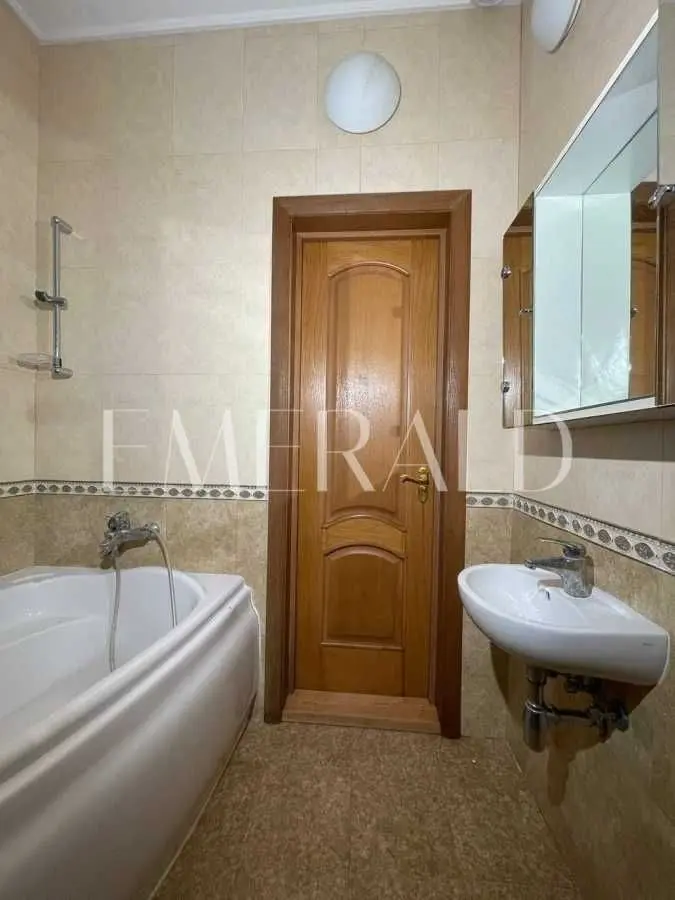 Фото Selling a house, 218.1 sq.m., Molodizhna Street  Kyiv, price: 259000 USD, code 7114