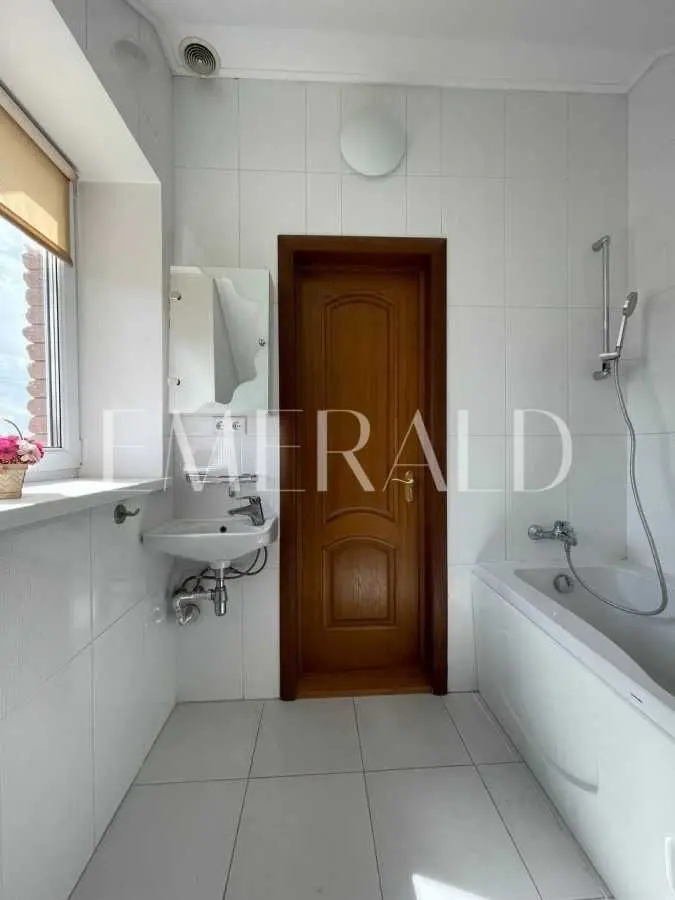 Фото Selling a house, 218.1 sq.m., Molodizhna Street  Kyiv, price: 259000 USD, code 7114