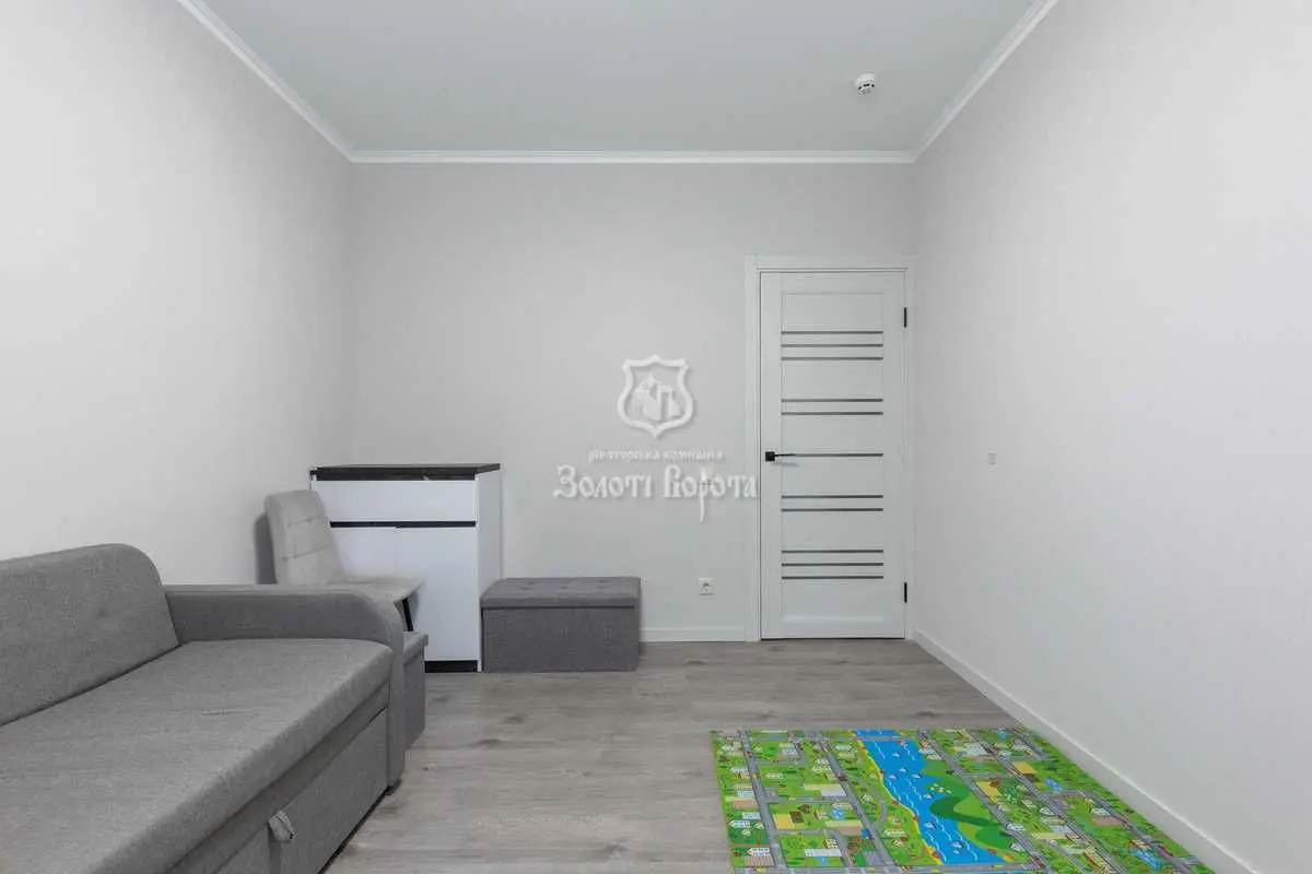 Фото Продаю 3 кімнатну квартиру, 93.1 кв. м, Урлівська вул. 30 Київ, ціна: 200000 USD, код 7117