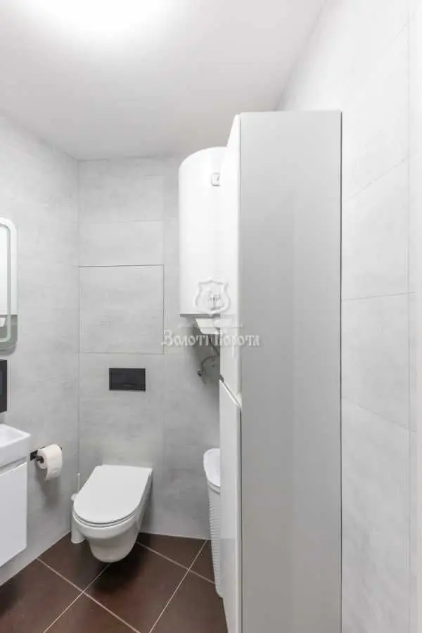 Фото Продаю 3 кімнатну квартиру, 93.1 кв. м, Урлівська вул. 30 Київ, ціна: 200000 USD, код 7117