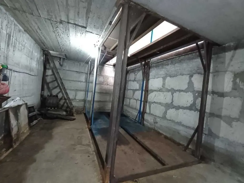 Фото Продаю парковочное место, гараж, 270 кв. м, Пуховская ул.  Киев, цена: 810 USD, код 7121