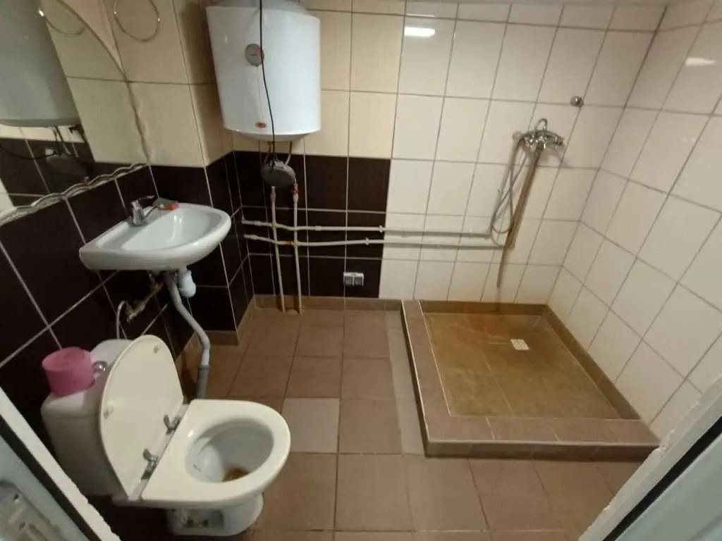 Фото Продаю парковочное место, гараж, 270 кв. м, Пуховская ул.  Киев, цена: 810 USD, код 7121