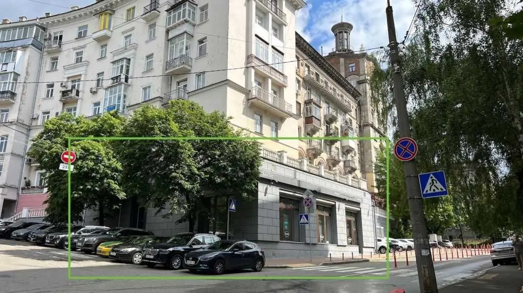 Фото Арендовать торговую площадь, Круглоуниверситетская ул.  Киев в долгосрочную аренду, цена: 5914 USD, код 7144