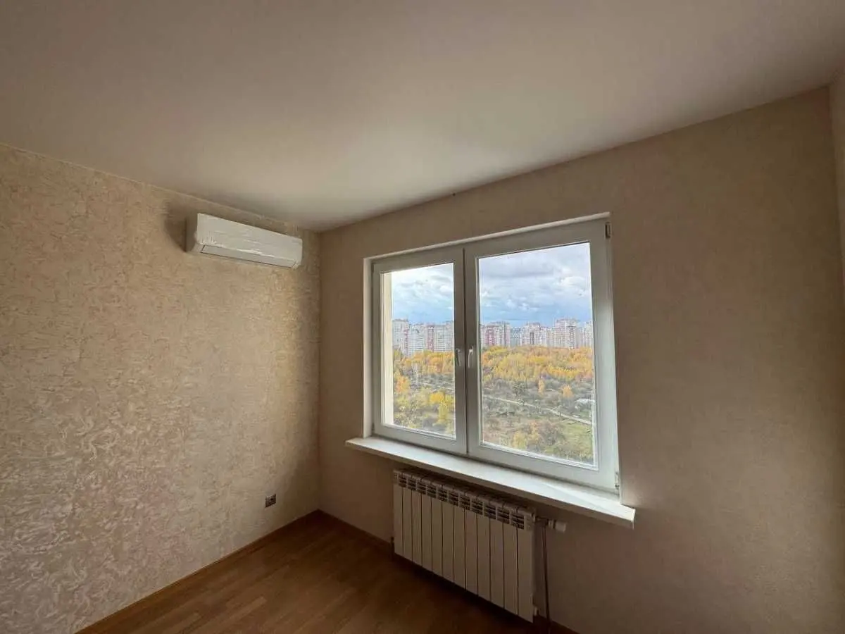 Фото Продаю 2-комнатную квартиру, 66 кв. м, Михаила Максимовича ул. (Онуфрия Трутенко) 9в Киев, цена: 113000 USD, код 7151