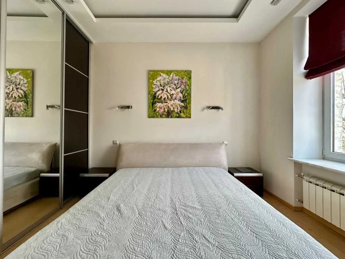 Фото Selling a 3-room apartment, 93.6 sq.m., Knyaziv Ostrozkykh street (Moskovska street)  Kyiv, price: 298000 USD, code 7158