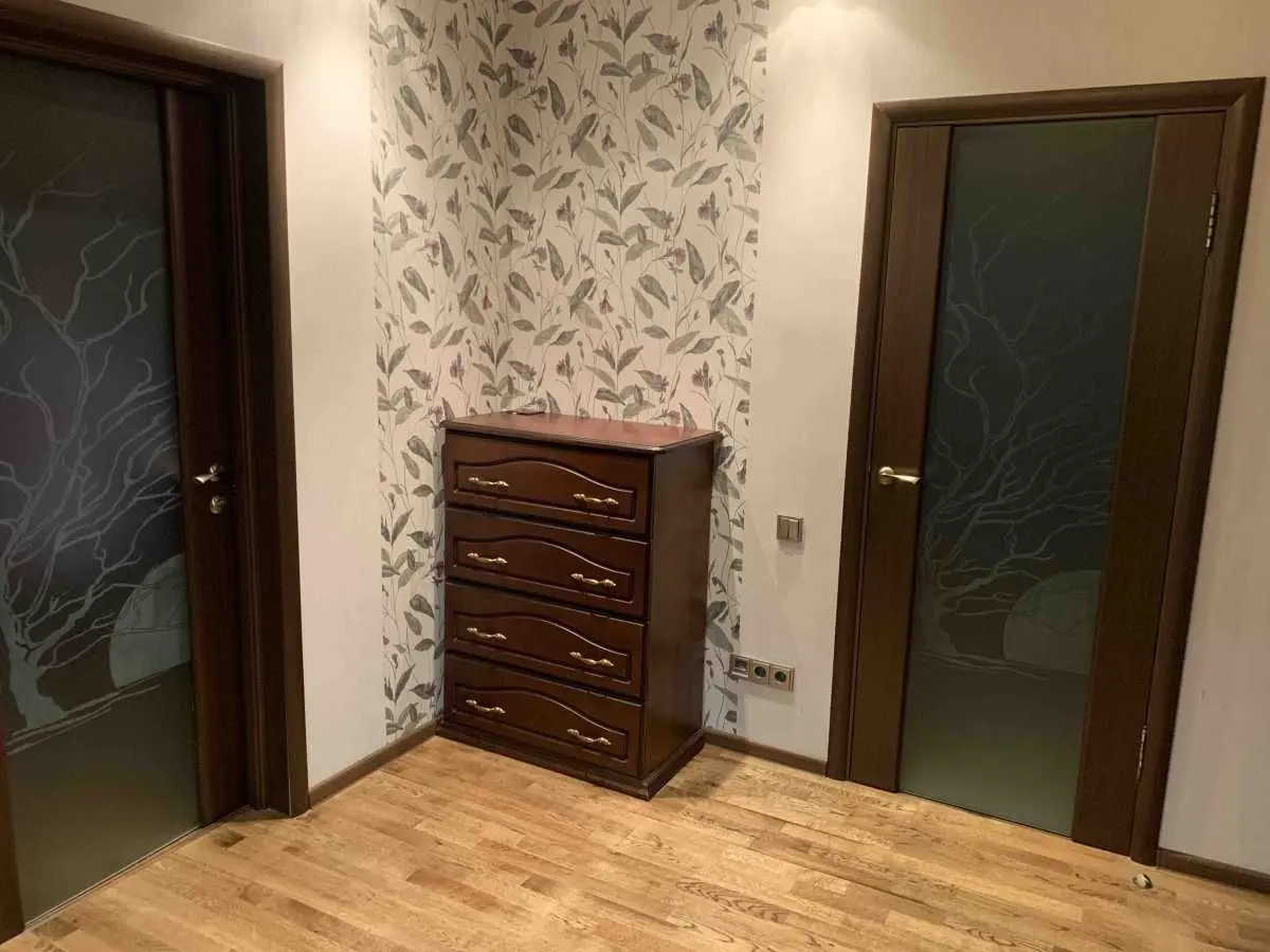 Фото Зняти 2 кімнатну квартиру, Європейського Союзу просп.  Київ в довгострокову оренду, ціна: 18000 UAH, код 7160