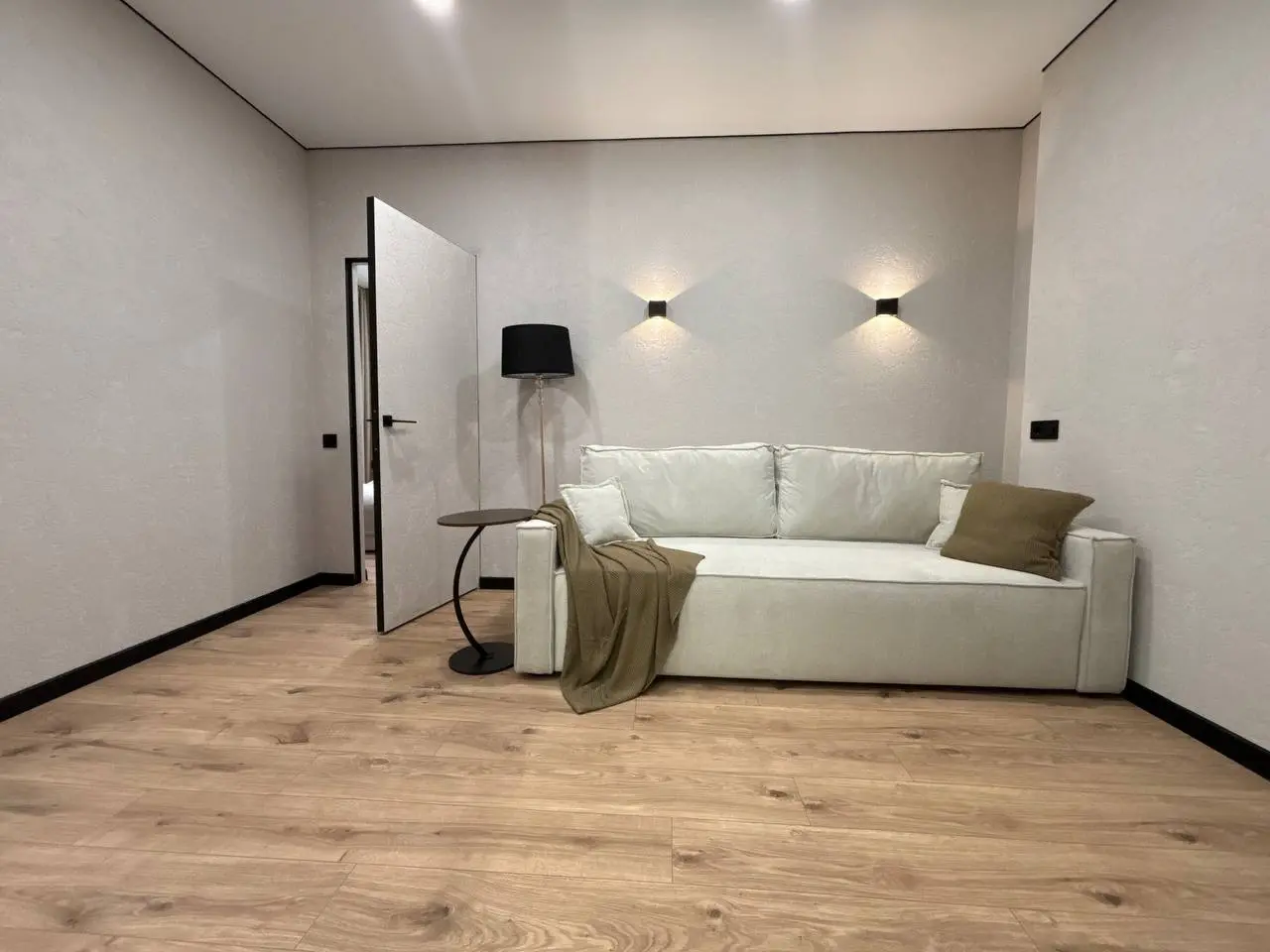Фото Selling a 3-room apartment, 55 sq.m., Universytetska Street (Karla Marksa Street)  Irpin, price: 110000 $, code 7164