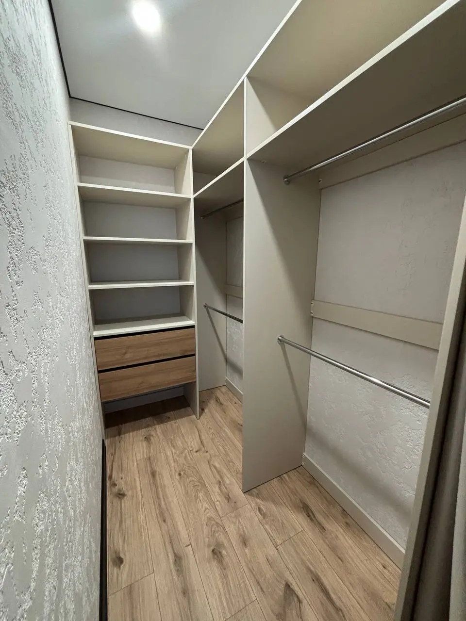 Фото Selling a 3-room apartment, 55 sq.m., Universytetska Street (Karla Marksa Street)  Irpin, price: 110000 $, code 7164