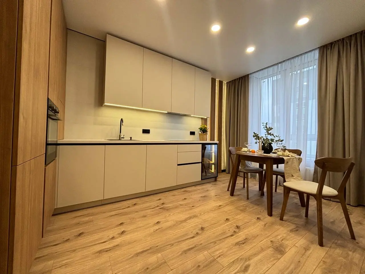 Фото Selling a 3-room apartment, 55 sq.m., Universytetska Street (Karla Marksa Street)  Irpin, price: 110000 $, code 7164