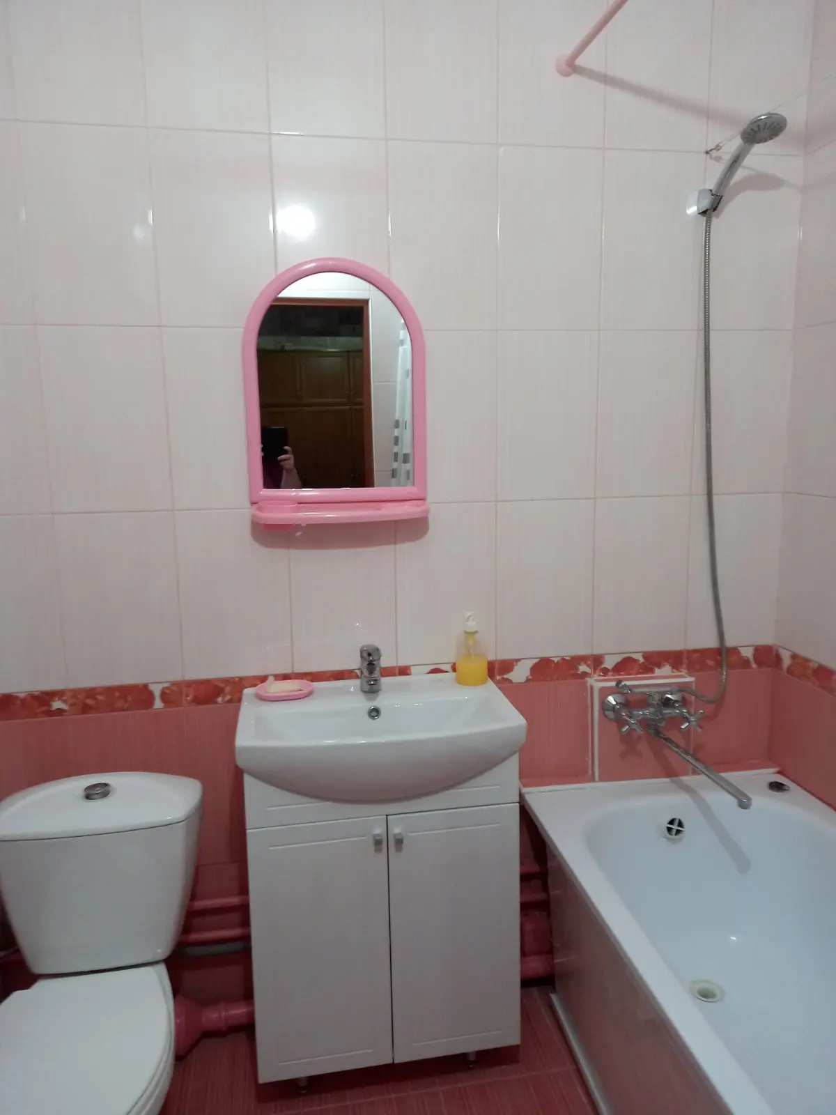 Фото Зняти 1 кімнатну квартиру, Олени Пчілки вул. 4 Київ в довгострокову оренду, ціна: 14000 UAH, код 7169